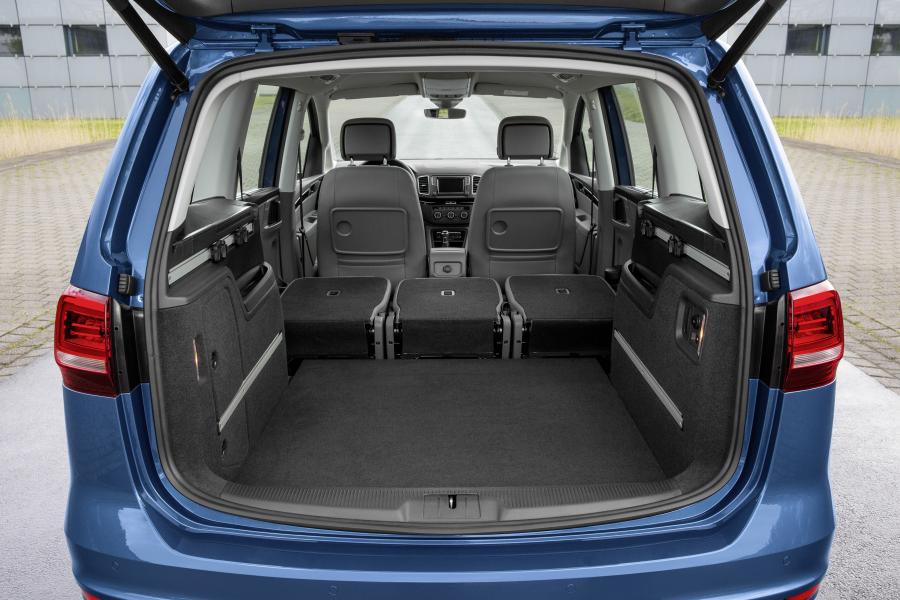  Volkswagen Sharan 2015 года  (фото 17 из 29)